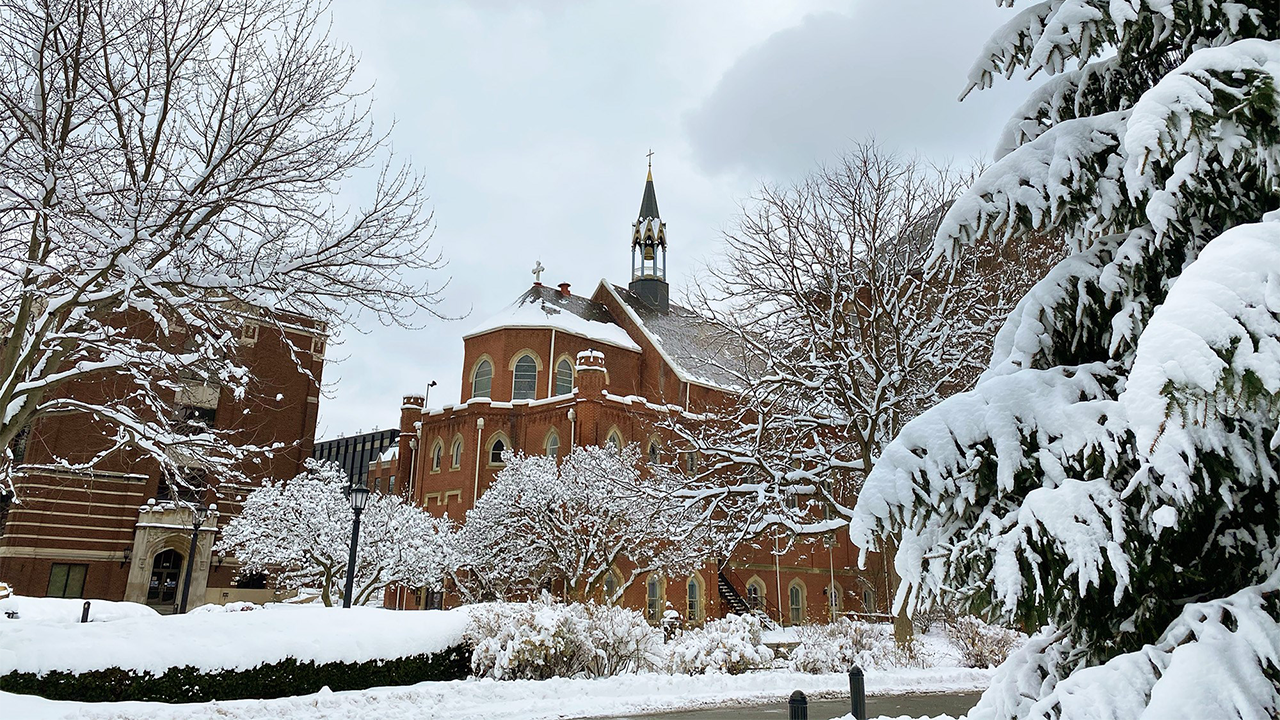 Học Bổng $25000 - Duquesne University, Mỹ